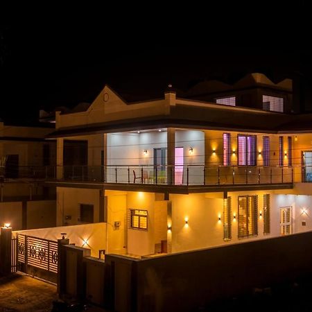 Fun Square Villa Lonavala Extérieur photo
